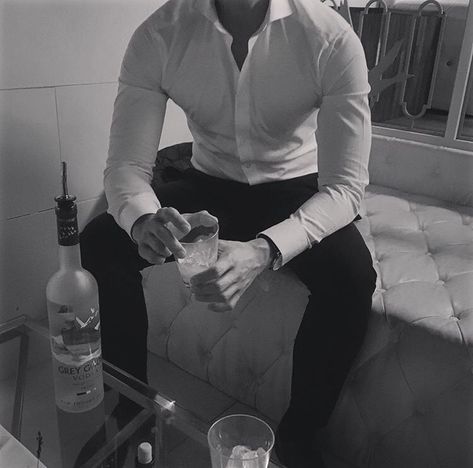 Участник VIK001 ,мужчина ,47, Atyrau | ИнтимЧат.РФ